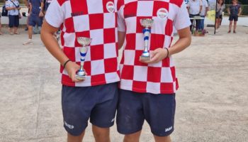 Juniorima srebro u Francuskoj